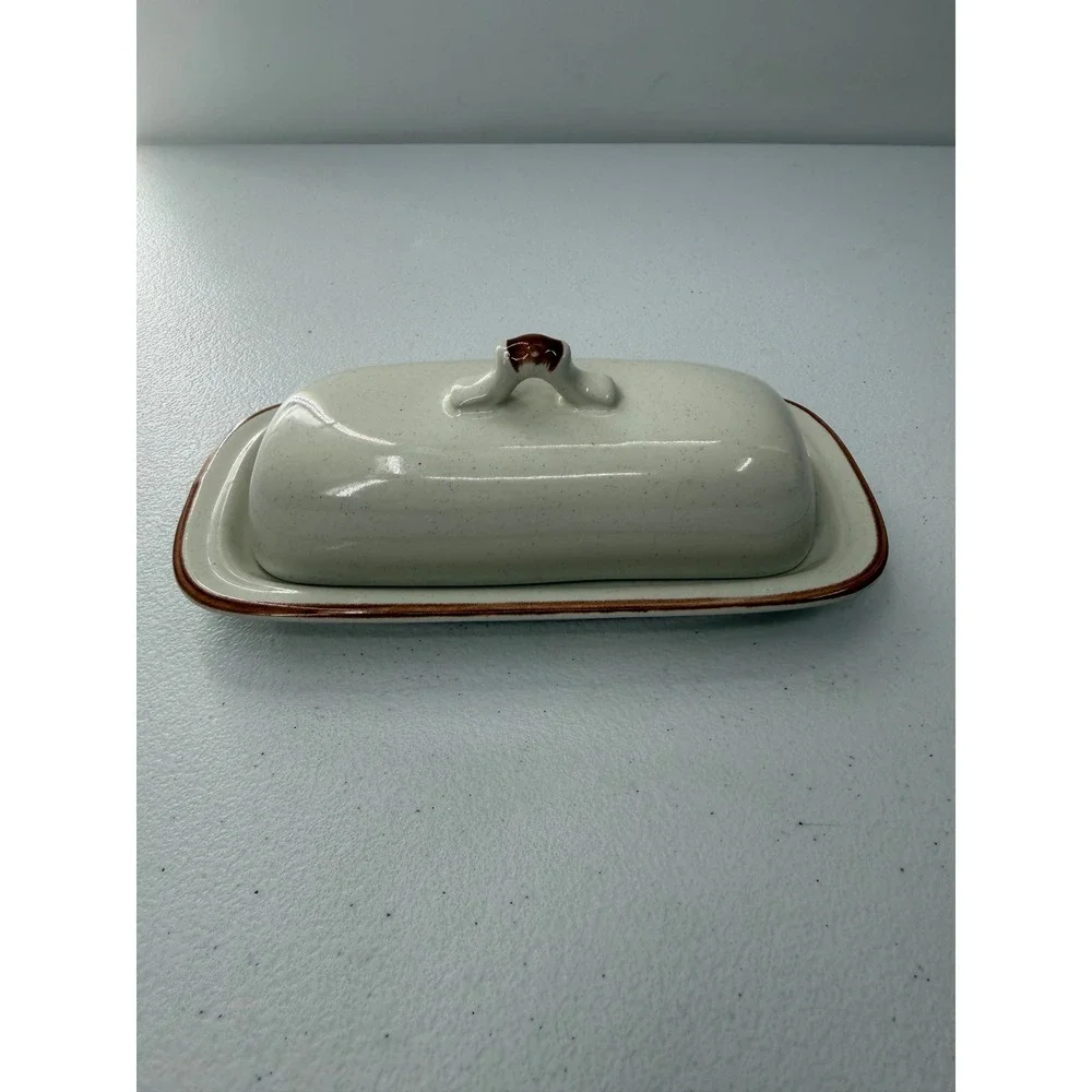 Hearthside Casual Elegance Butter Dish Lid Stoneware Japan Speckled Brown Trim